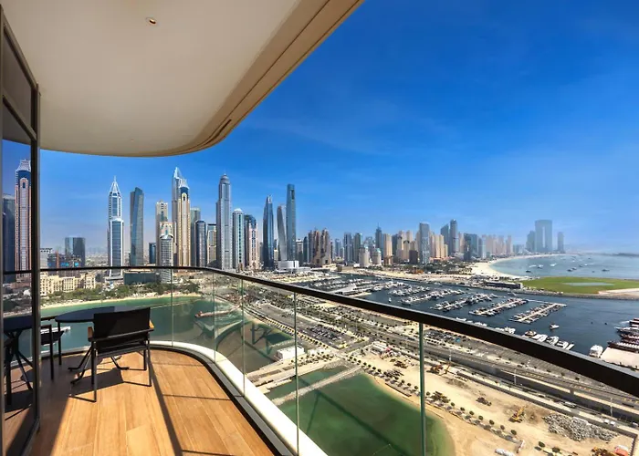 Emaar Beachfront - Marina Vista Tower, Dubai Marina