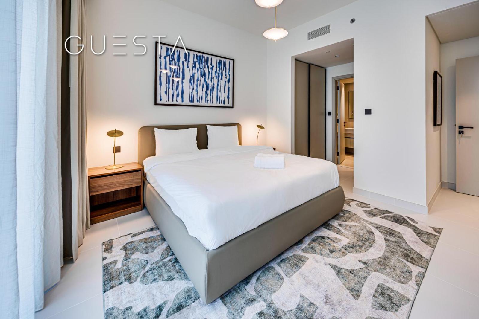 Emaar Beachfront - Marina Vista Tower, Marina Apartment *