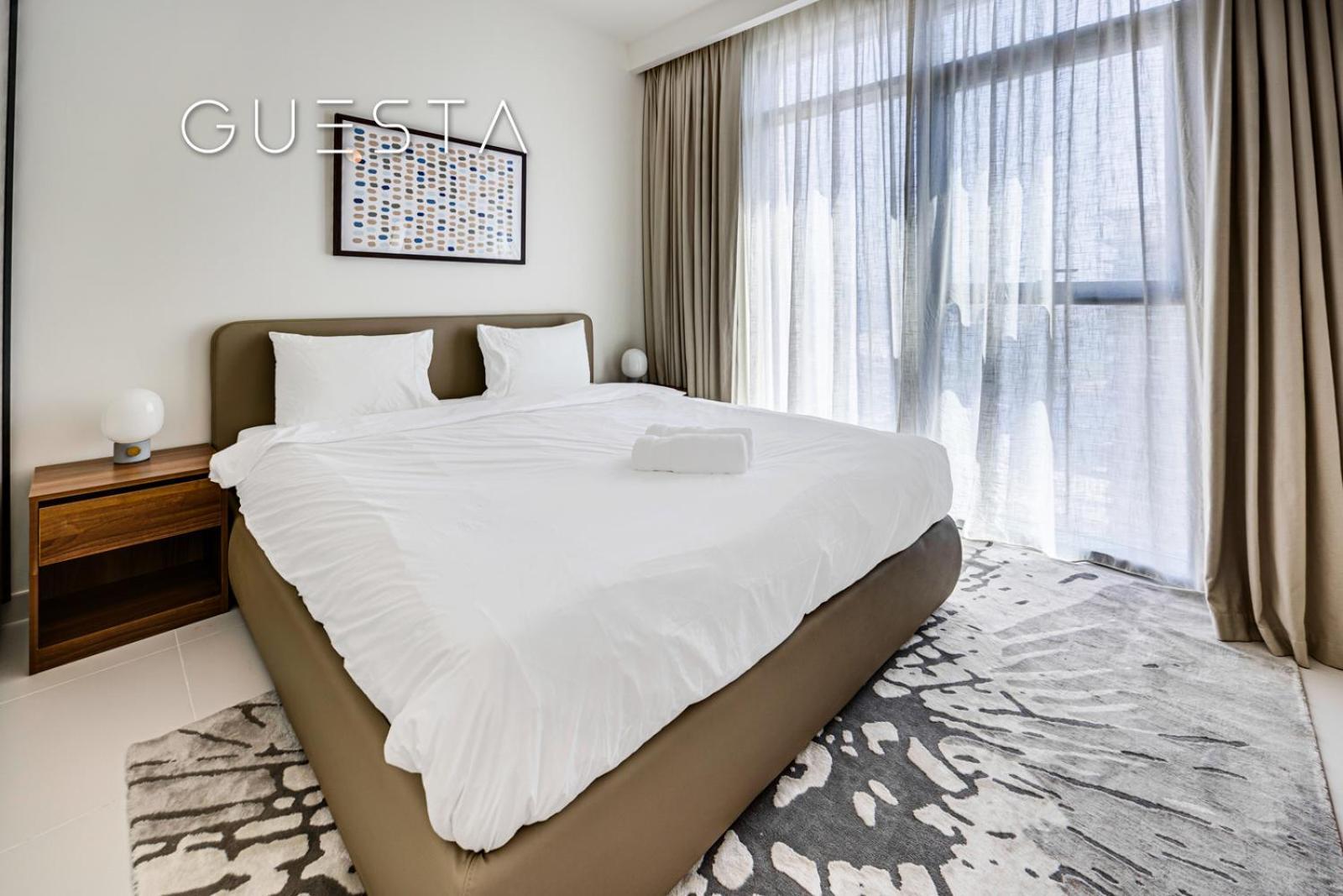 Emaar Beachfront - Marina Vista Tower, Marina Apartment