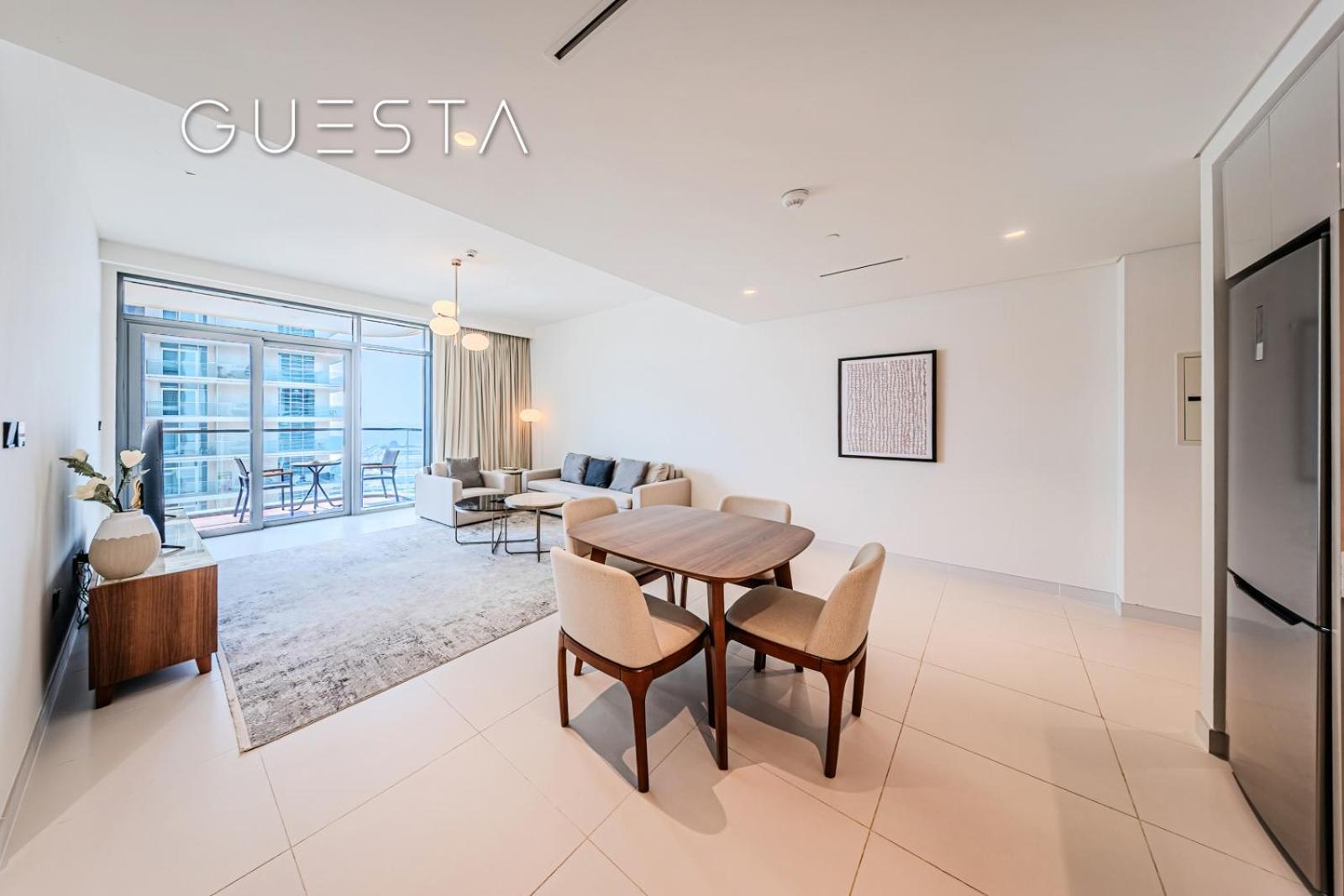 Emaar Beachfront - Marina Vista Tower, Marina Apartment Dubai